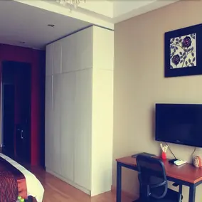 Sushe Apartment Hotel - Image 4