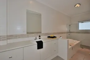 Amawind Rockingham Apartments - Image 5