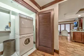 2 Bedoom  With Amazing Balcony Views 2 Bedroom Condo by RedAwning - Image 3