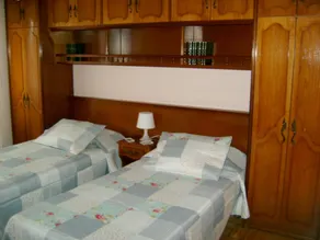 House With 3 Bedrooms in Oviedo, With Wifi - Image 2