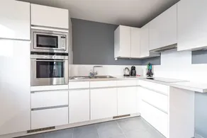 Crystal Apartment - Disneyland and Paris - Image 5