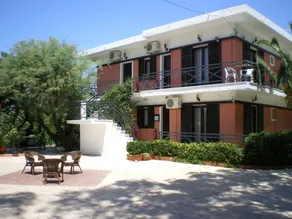 Zervos Apartments - Image 4