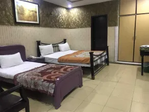 Hotel Sweet Inn - Image 3