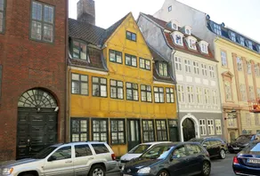 apartment historical building 1374-1 - Image 3