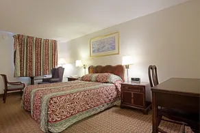 Americas Best Value Inn - Image 4