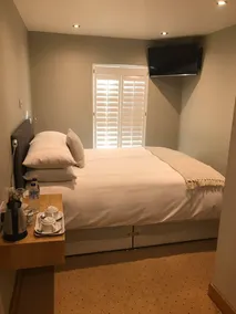 The Claremont Inn - Image 2
