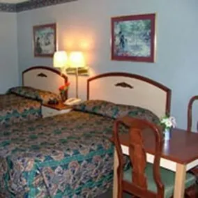 Budget Inn & Suites - Image 4