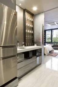 Ultra Luxury 2 Bed Loft in Lleras - Image 2