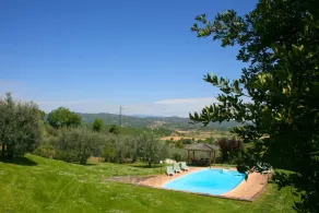Wonderful private villa with WIFI, private pool, TV, pets allowed and parking, close to Arezzo - Image 4