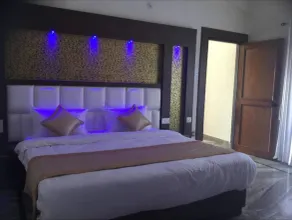 Goroomgo Kavyansh Villa Near Mall Road Bhimtal - Image 3