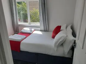 Washingtons Diamond 3 Bedroom House Sleeps 6 - Image 2