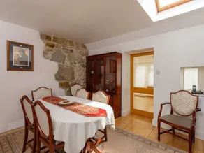 The Cottage - Image 5