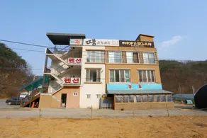 Hongcheon Vivaldi Town House Pension - Image 2