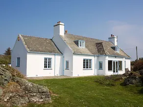 Cae Llyn - Image 4