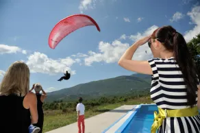 Aitheron Hotel Air Park - Image 3