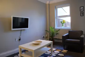 Beautiful Wimbledon 4 Bedroom Family Home - Image 5