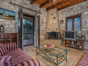 Orfeas Villa - Image 2