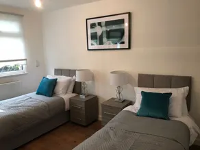 Stay In Liverpool Lytham House - Image 5
