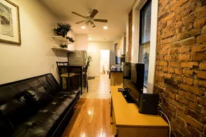 Renovated 2 BR Central Park - Image 3