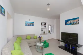 Little Village House - Image 2