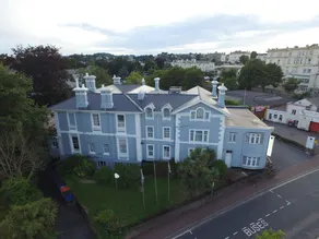 Marquis Hotel - Image 4