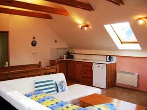 Serene Holiday Home With Private Garden, Whirlpool, Terrace - Image 2