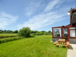 Salem - Five Bedroom House, Sleeps 11 - Image 5