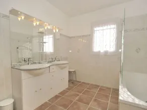 Pastoral Holiday Home With Terrace, Garden, Barbecue, Garage - Image 2