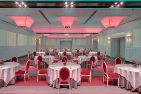 RAMADA PLAZA AGRA - Image 5