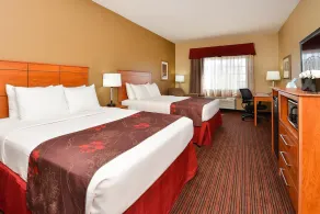 SureStay Hotel by Best Western Blackwell - Image 4