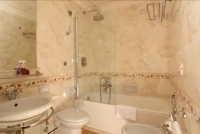 Piave & Flavia Apartments - Image 5