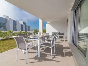 Le Mirage Retreat - Image 3