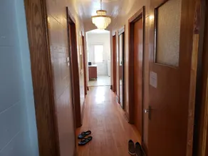 Apartment near Metro Monk Station - Image 5