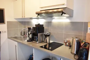 Charming Apartment in Gambetta, Ménilmontant - Image 5