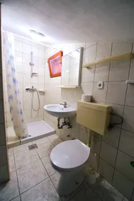 Zdjelar Apartments - Image 2