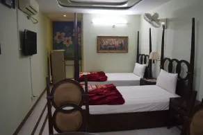 Raywal Executive Suites - Image 4