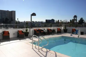 Holiday Inn Express North Hollywood Burbank Area - Image 3