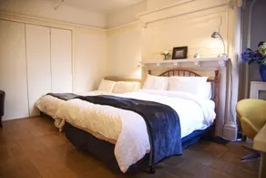 Hamilton Suites - Image 2