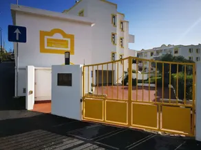 Sunny ocean view apartment with swimming pool - Image 3
