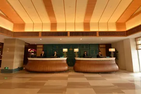 Swan Lake Resort Hot Spring Jiangba - Image 3