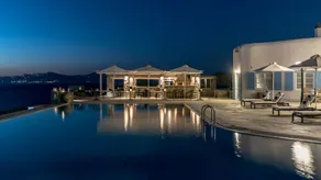 Capo Di Mykonos - Image 4