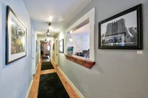 Hotel Charlotte - Image 4
