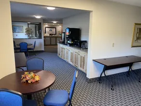 Lakes Area Lodge - Image 2