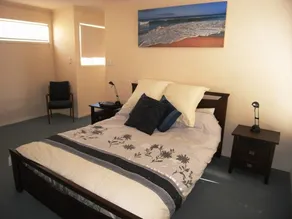 Clovelly Beach Townhouse - Image 3