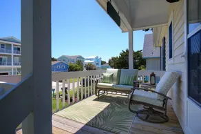 Sea Shanty 3 Bedroom Home by RedAwning - Image 2