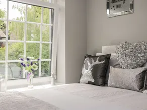 York Cottage - Image 2