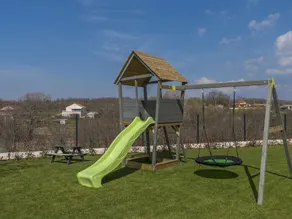 Beautiful Villa With Private Pool and Fenced Garden Near Visnjan - Image 3