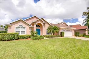 Perfect Family Home Pool & Spa! 4 Bedroom Home by RedAwning - Image 4