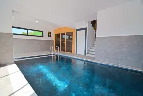 Stunning 4-bed Villa: Private Pool, Sauna & Hammam - Image 5