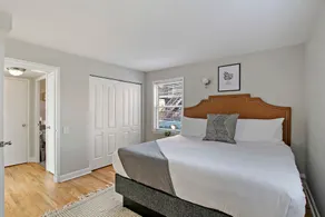 1BR Roomy Apartment in Bowmanville - Image 3